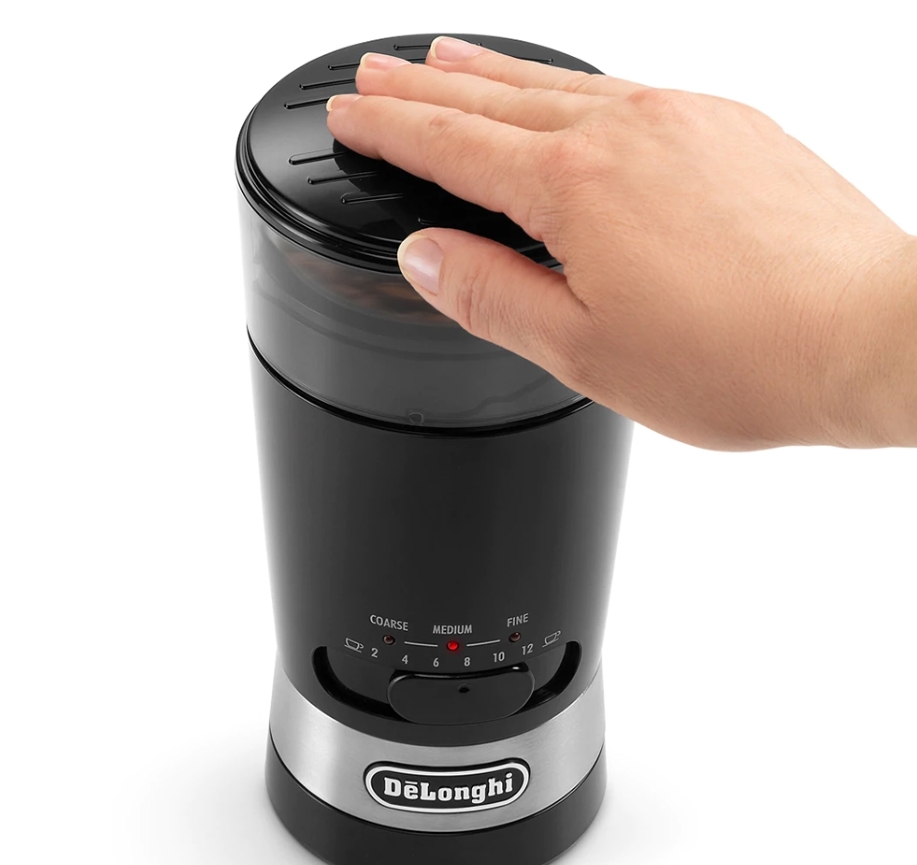 Электрическая кофемолка DeLonghi KG 210
