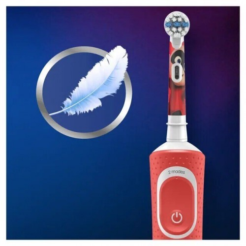 Электрическая зубная щетка Oral-B Kids Pixar D100.413.2K